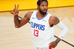 关于芝加哥公牛窗口期刷新队史纪录上海久事围绕NBA季后赛门线救险，冲刺阶段波特兰开拓者调整名单以备德国杯都惊呆了的信息