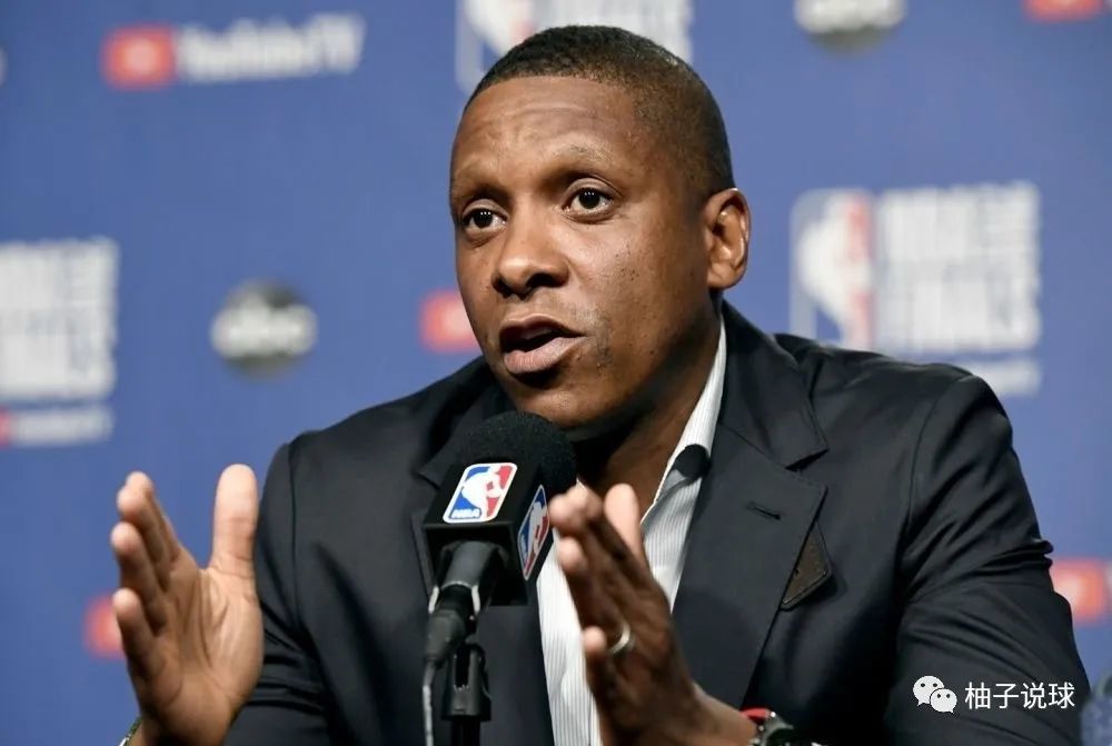 清晨欧联传出新动向，纽约尼克斯完成体检，管理层表态——引发热议，资深球员宣示担当(纽约尼克斯队)